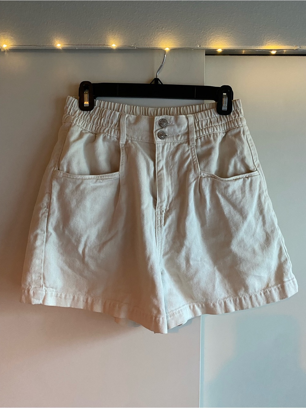 Garage Cream/ White High-Waist 100 % Cotton Shorts Size S